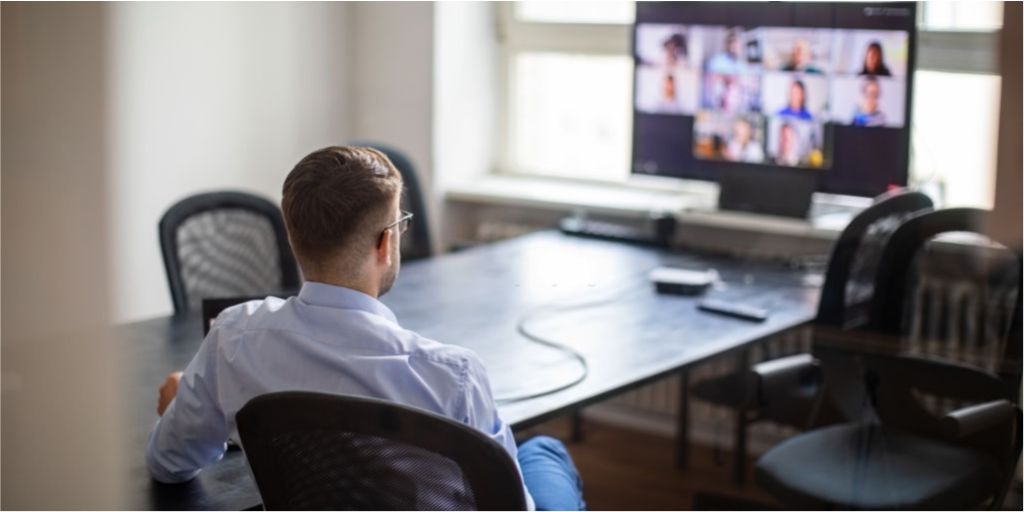  How To Effectively Manage a Remote Workforce
